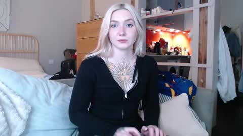 tattoobbgirl online show from 02-21-25, 05:20