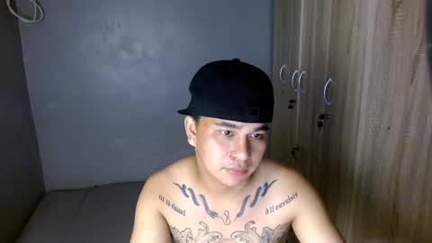 Snapshot of tattooguy1209 chatting on 11-02-25, 12:07 zareen online show from 11-02-25, 12:07