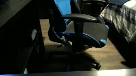 Snapshot of tattslovestattas1 chatting on 11-07-25, 03:34 tattslovestattas1 online show from 11-07-25, 03:34