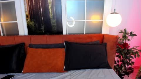 Snapshot of tattybunny chatting on 12-22-24, 07:31 Tatty online show from 12-22-24, 07:31