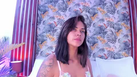 Snapshot of tattybunny chatting on 12-23-24, 06:27 Tatty online show from 12-23-24, 06:27