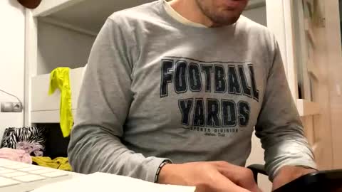 Tatuador40 online show from 11-19-25, 11:05