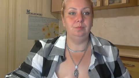 tatyanka_ online show from 11-16-25, 04:51