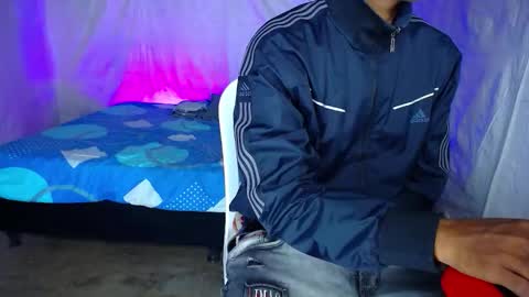 Snapshot of taurus_5 chatting on 03-08-26, 01:47 taurus_5 online show from 03-08-26, 01:47