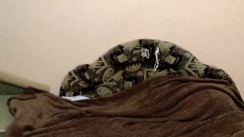 Snapshot of tayagirl chatting on 11-17-25, 05:41 Taya online show from 11-17-25, 05:41