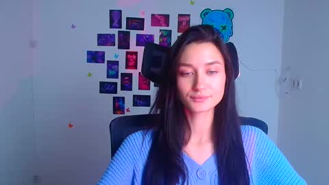 Taya online show from 11-20-25, 07:41