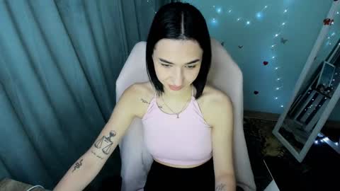 Tayla online show from 12-20-25, 07:37