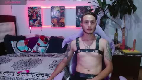 TAYLER online show from 02-18-25, 01:54