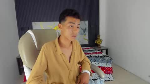 TAYLER online show from 12-17-25, 03:56