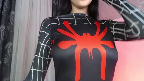 Taylor 3 online show from 10-23-25, 03:17