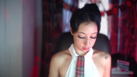 Taylor 3 online show from 10-27-25, 04:00