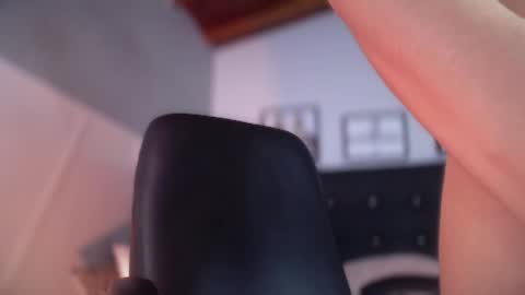 Taylor 3 online show from 11-20-25, 06:51