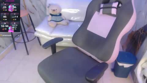 Taylor online show from 12-17-25, 09:43