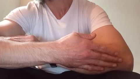 Taylor online show from 10-05-25, 04:38