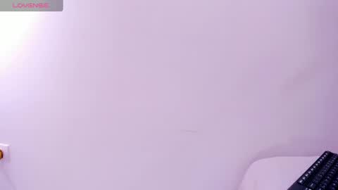 TAYLOR  online show from 01-20-25, 09:46