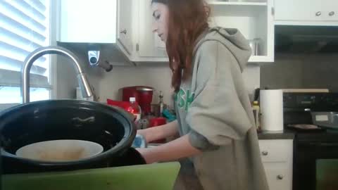 taylorslay online show from 12-22-25, 05:10