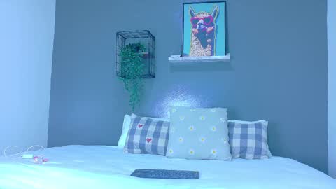 TAYLOR  online show from 11-06-25, 12:17