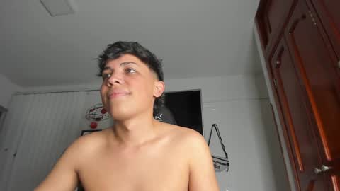 Snapshot of taylorsorf chatting on 01-16-25, 02:51 taylorsorf online show from 01-16-25, 02:51