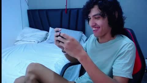 Tayron online show from 11-17-25, 07:30