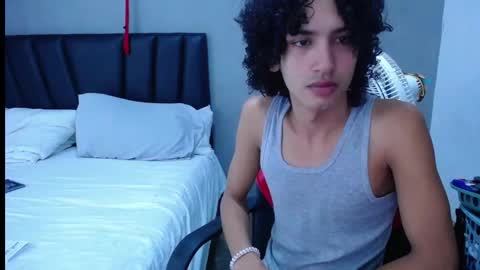 Tayron online show from 11-18-25, 07:07