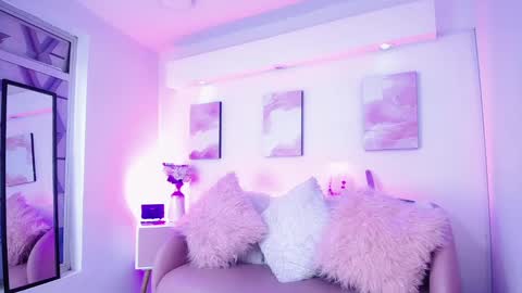 Snapshot of tayzon_foxxx chatting on 12-05-24, 08:55 Sofia online show from 12-05-24, 08:55