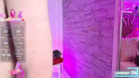 Snapshot of tayzon_foxxx chatting on 10-28-25, 11:25 Sofia online show from 10-28-25, 11:25