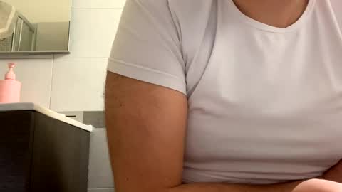 Tbest1986 online show from 02-01-25, 02:13