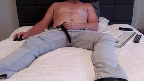 Snapshot of tchrnd chatting on 10-03-25, 07:55 tchrnd online show from 10-03-25, 07:55