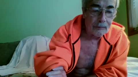 Snapshot of teak4u chatting on 11-09-25, 06:39 Teak online show from 11-09-25, 06:39