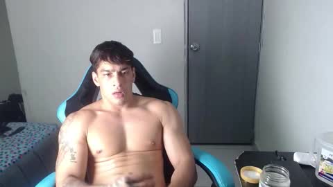 team23hot0 online show from 11-21-25, 04:22