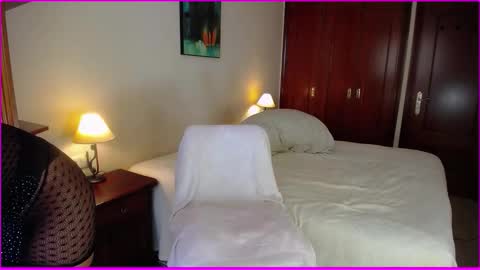 Snapshot of teaselizsquirt chatting on 09-13-25, 09:09 TeaseLizSquirt online show from 09-13-25, 09:09