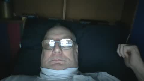 Snapshot of tebb61 chatting on 11-15-25, 08:27 Mark online show from 11-15-25, 08:27