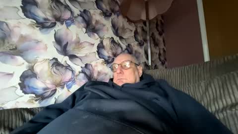 Mark online show from 01-12-26, 03:17