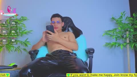  Follow me on Twitter boys ryder and instagram teddyscoot 12  online show from 10-01-25, 11:33