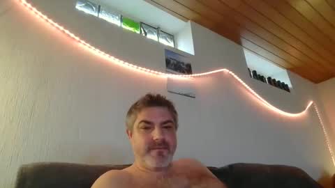 Peter online show from 01-31-25, 08:22