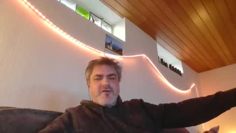 Peter online show from 02-25-25, 07:31