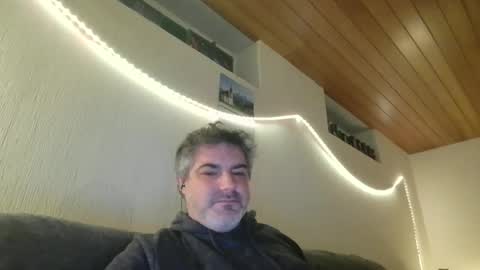 Peter online show from 03-09-25, 05:33