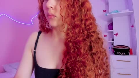 Amy No penetration Virgiin giirl online show from 12-26-24, 08:32