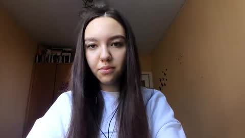 Snapshot of teganmeiser chatting on 11-01-25, 08:27 Kimi online show from 11-01-25, 08:27