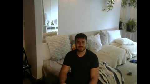 tehvillain online show from 10-07-25, 04:04