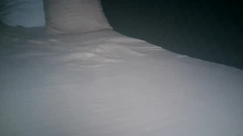 Viv West online show from 10-08-25, 04:54