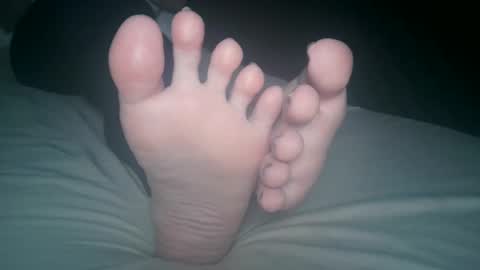 Viv West online show from 10-10-25, 02:21