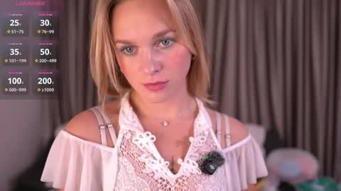 Ellis online show from 12-17-25, 06:25