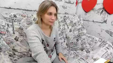 Snapshot of tenderly_sophie chatting on 10-22-25, 06:13 tenderly_sophie online show from 10-22-25, 06:13