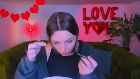 Snapshot of tendermeow chatting on 02-11-26, 01:38 Lisa online show from 02-11-26, 01:38