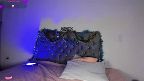 Teo online show from 11-30-25, 02:21