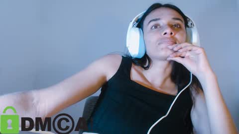 Snapshot of ter23m chatting on 11-14-25, 04:38 Lisa online show from 11-14-25, 04:38