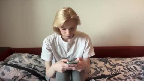 Anna online show from 02-27-26, 05:07