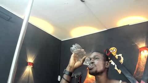 terranze_z online show from 10-21-25, 07:58