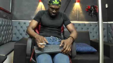 terranze_z online show from 02-14-26, 07:21